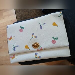 COACH Garden Print Turnlock Pouch/Clutch/IPAD Case